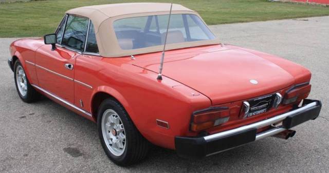1982 Fiat Spider 124 Pininfarina 2000 - photo 8