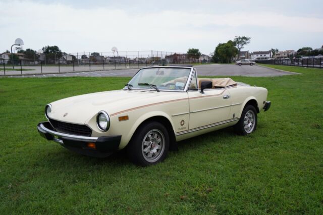 1982 Fiat 124 Spider Spider 2000 Turbo - photo 2