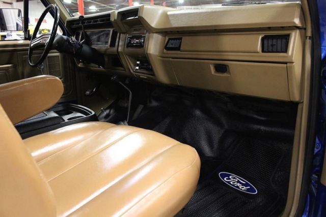 1982 Ford Bronco -- - photo 10