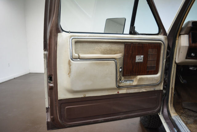 1982 Ford Bronco -- - photo 12