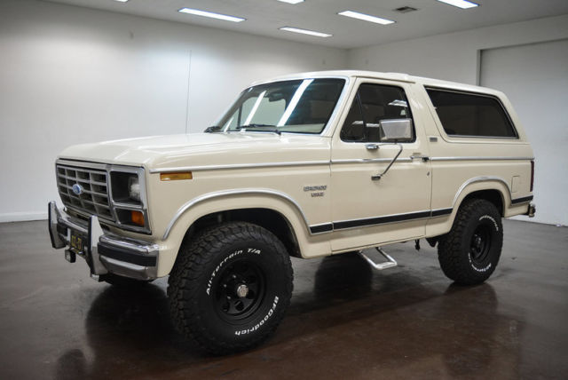 1982 Ford Bronco -- - photo 3