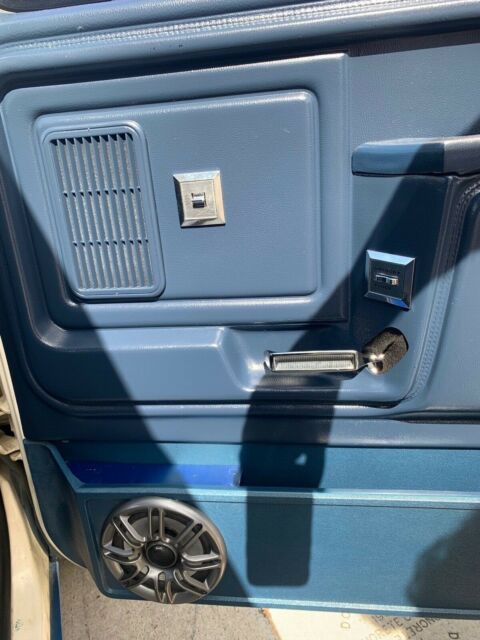 1982 Ford Bronco LARIAT - photo 13