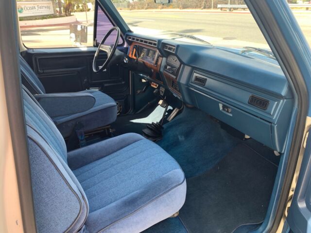 1982 Ford Bronco LARIAT - photo 8
