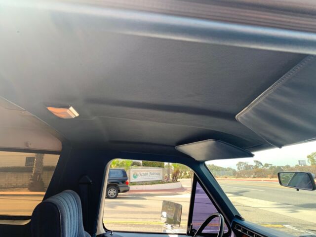 1982 Ford Bronco LARIAT - photo 11