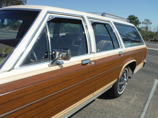 1982 Ford Crown Victoria - photo 13