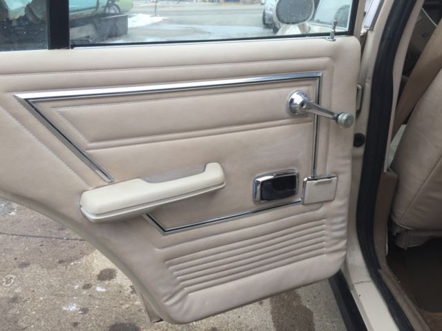1982 Ford Escort GL - photo 5