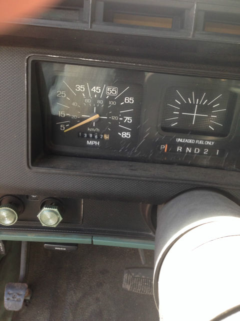 1982 Ford F-100 Runs Drives Body Int Good 4.9L I6 4 spd manual - photo 11