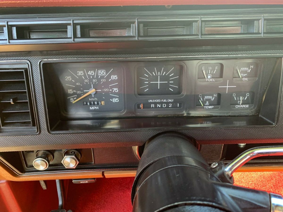 1982 Ford F-100 Runs Drives Body Int Good 4.9L I6 4 spd manual - photo 4
