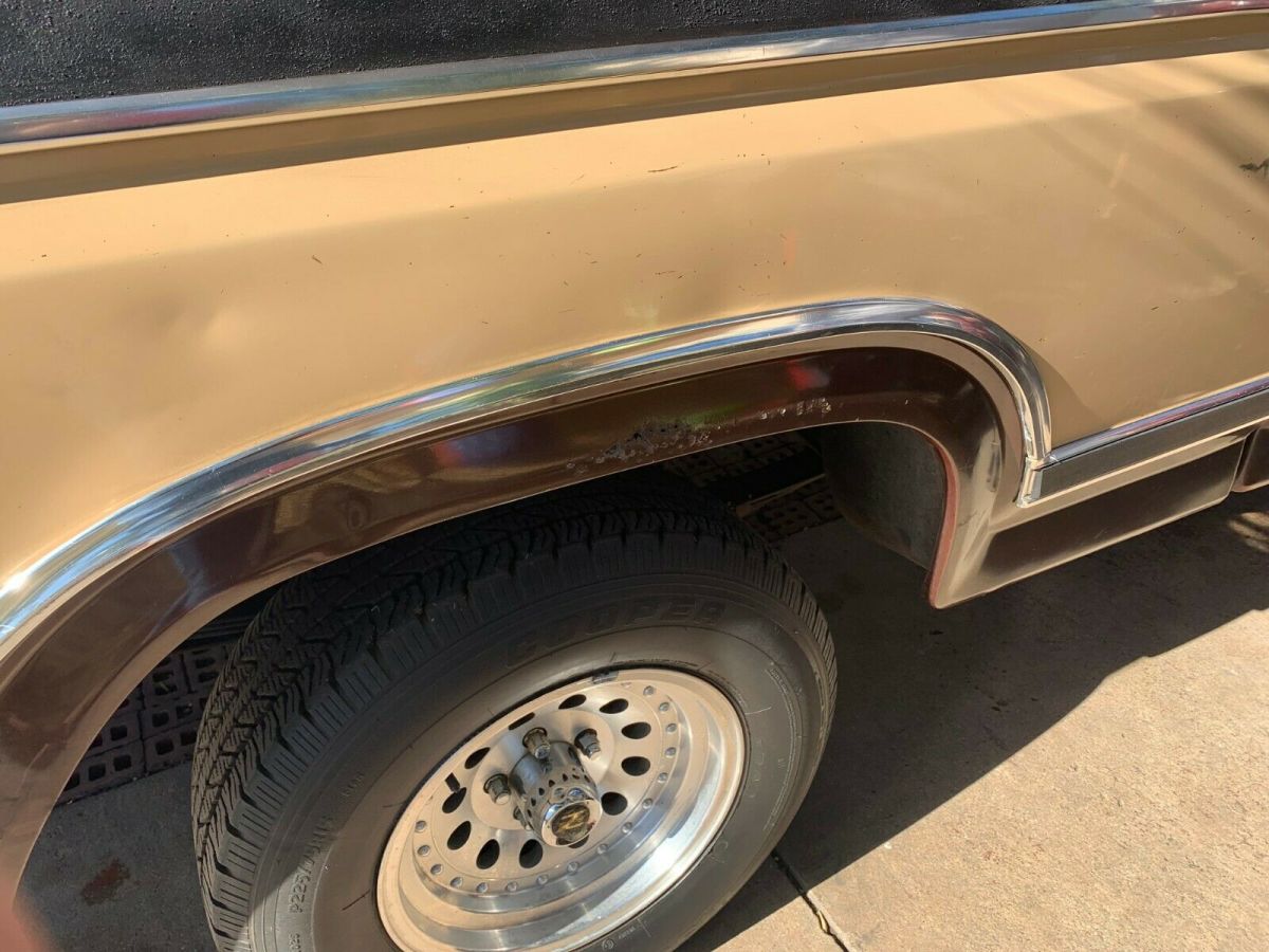 1982 Ford F-100 Runs Drives Body Int Good 4.9L I6 4 spd manual - photo 5