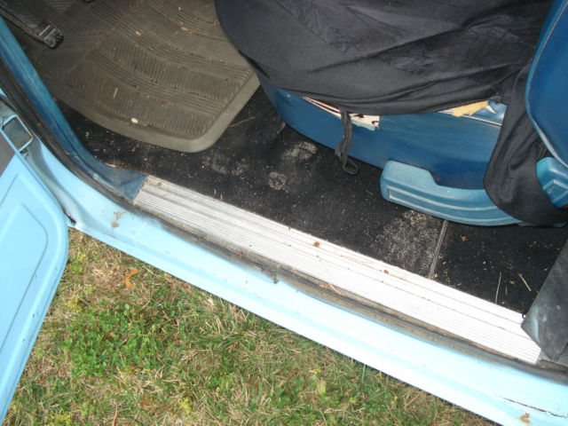 1982 Ford F-100 Custom Standard Cab Pickup 2-Door - photo 11