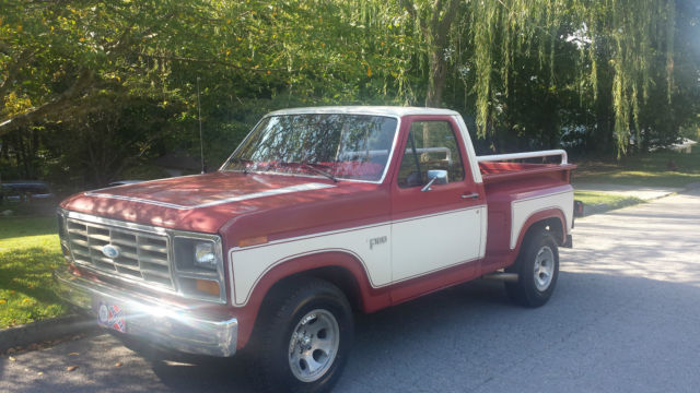 1982 Ford F-100 Stepside Pickup 1982 Ford F-100