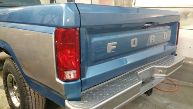 1982 Ford F-150 Custom Standard Cab Pickup 2-Door - photo 3