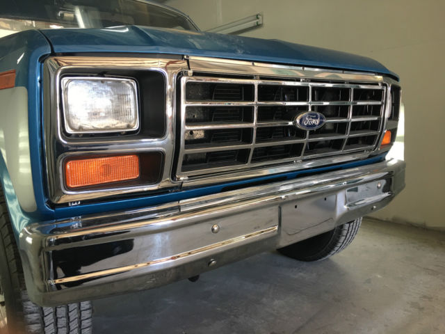 1982 Ford F-150 Custom Standard Cab Pickup 2-Door - photo 9