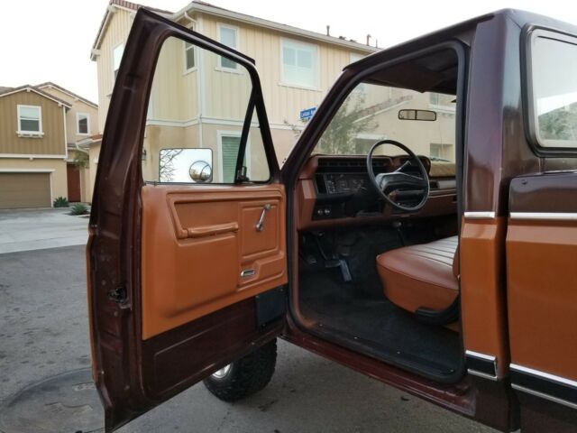 1982 Ford F-250 4X4 AUTOMATIC RUST FREE CALIFORNIA TRUCK 4WD F250 - photo 10