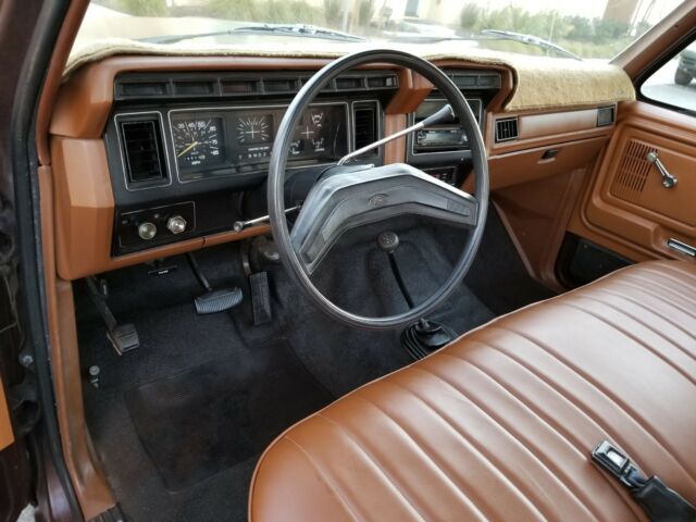 1982 Ford F-250 4X4 AUTOMATIC RUST FREE CALIFORNIA TRUCK 4WD F250 - photo 12