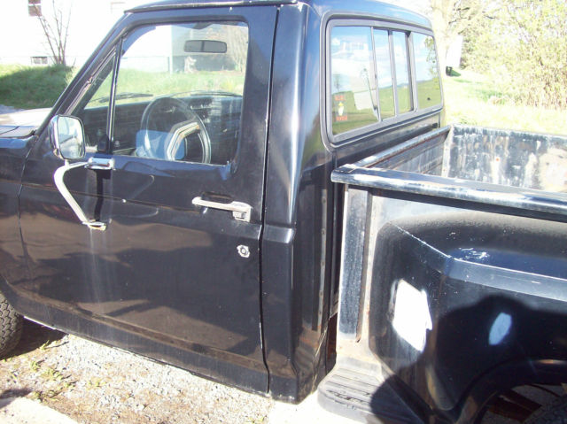 1982 Ford F-100 - photo 9