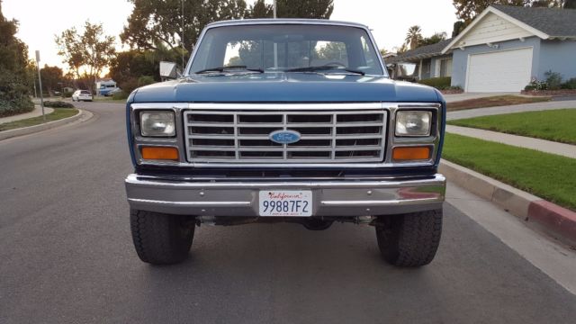 1982 Ford F-250 EXPLORER 4X4 CALIFORNIA TRUCK 80K ORIGINAL MILES - photo 8