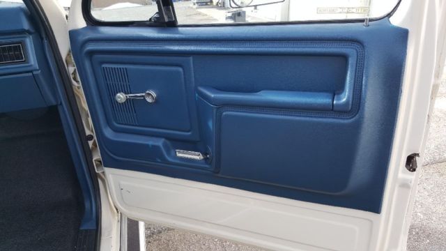 1982 Ford F-350 - photo 13