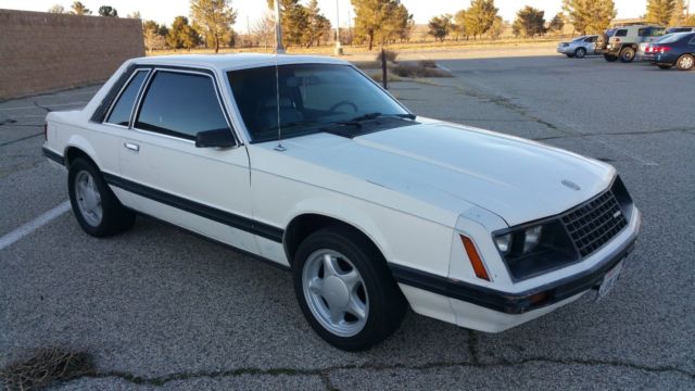 1982 Ford Mustang - photo 2