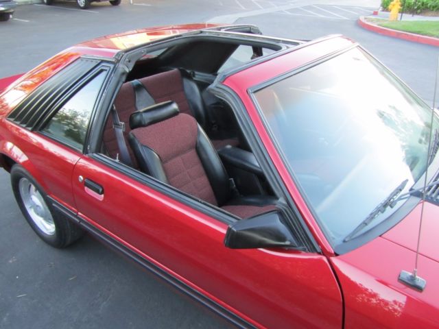 1982 Ford Mustang 2-door - photo 12