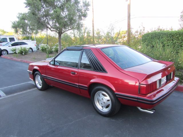 1982 Ford Mustang 2-door - photo 4