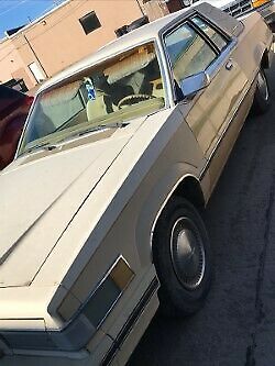 1982 Ford Thunderbird - photo 2