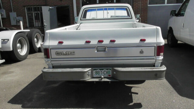 1982 GMC Sierra 2500 - photo 7