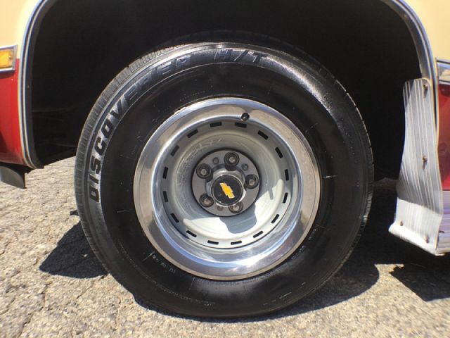 1982 GMC C1500 Pickup 2WD -- - photo 10