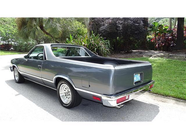 1982 GMC Caballero FACTROY - photo 4