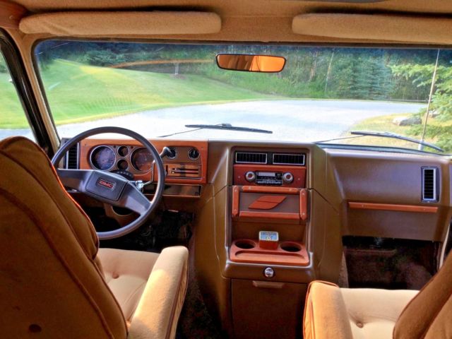 1982 GMC Vandura Starcraft - photo 9