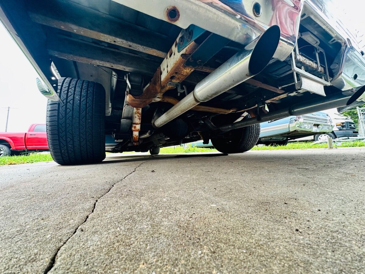 1982 GMC High Sierra 1500 5.0 V8 Auto A/C P/S Air Bag Suspension Tilt Steering - photo 6