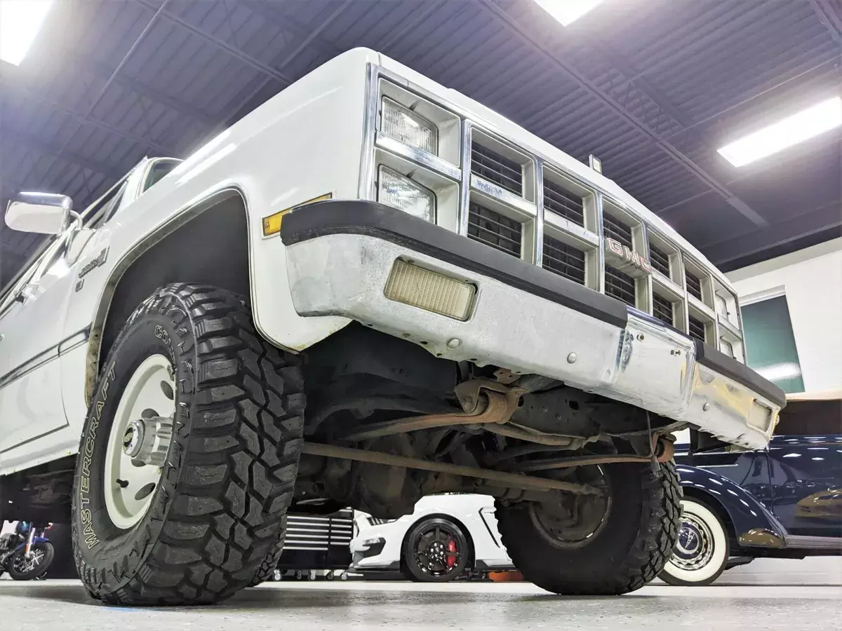 1982 GMC Jimmy White 4WD Automatic K1500 1982 GMC Jimmy K1500