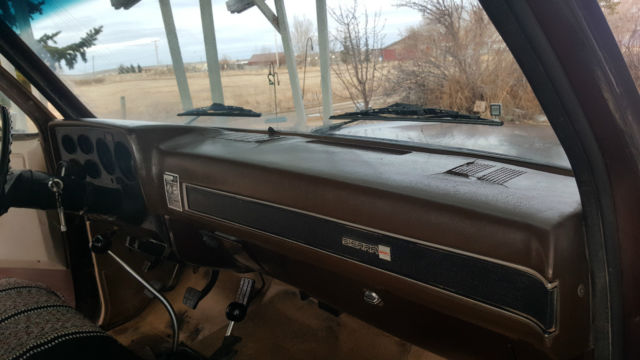 1982 GMC Other Sierra Classic Standard Cab Pickup 2-Door - photo 4