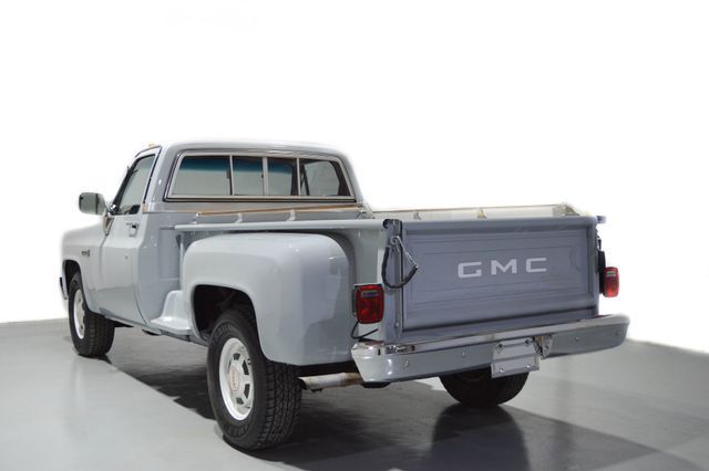 1982 GMC Sierra 2500 . - photo 6