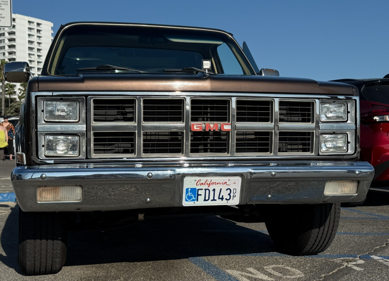 1982 GMC Sierra 2500 Classic Square Body 3/4 ton Pick-Up Long Bed Truck - photo 6