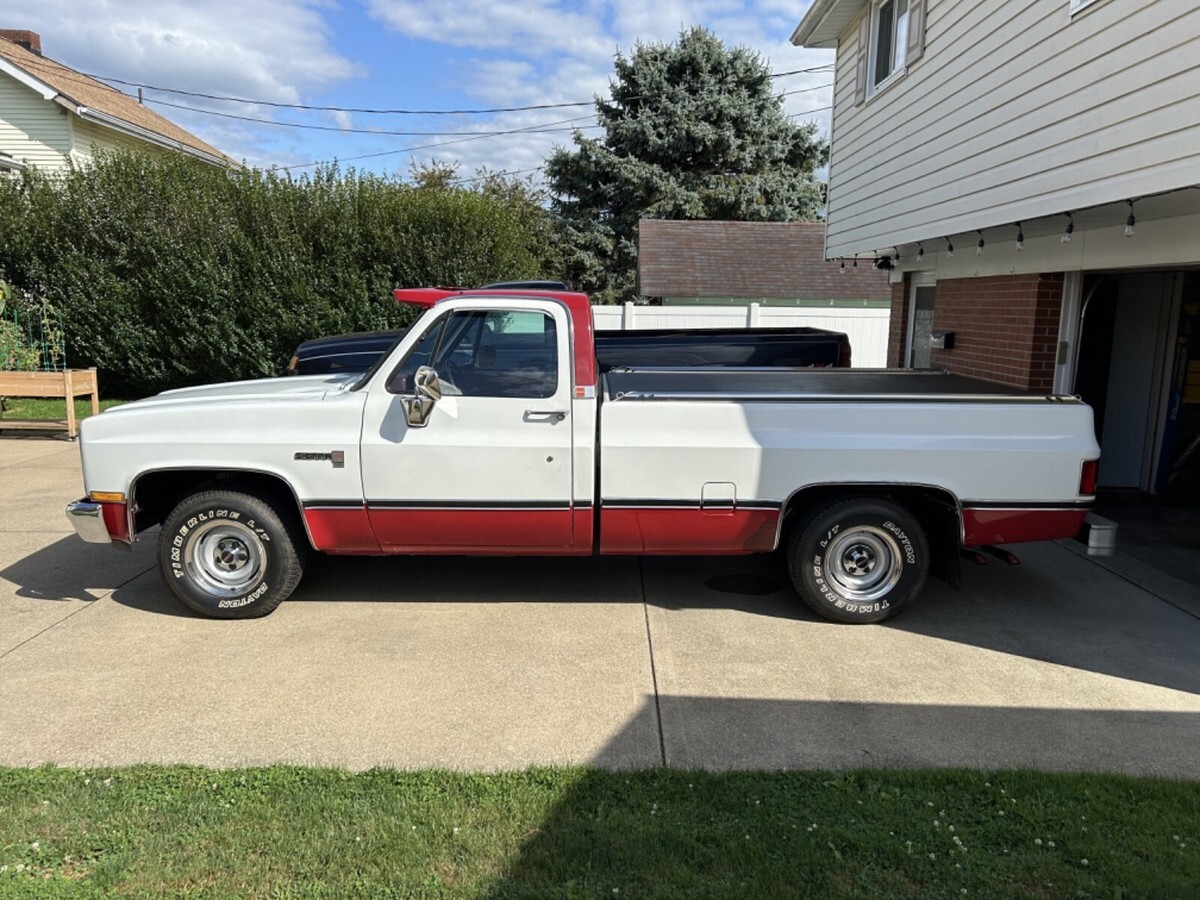 1982 GMC C1500 - photo 2