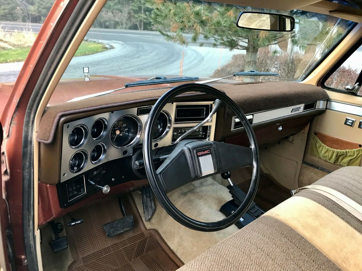 1982 GMC Suburban 2500 4x4 Sierra Classic 6.2 Dsl 2 Owner Survivor - photo 10