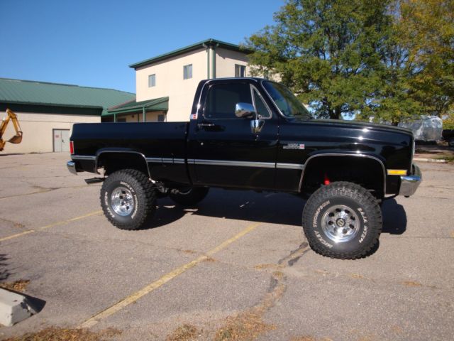 1982 GMC K1500 High Sierra
