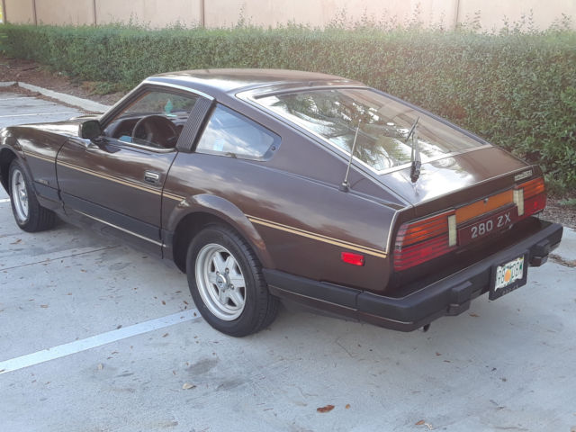 1982 Datsun Z-Series GOLD EDITION - photo 3