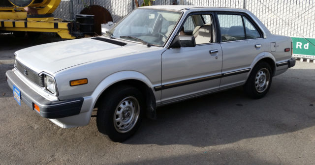 1982 Honda Civic 1.5 CVCC clear title 80k miles 1 owner California survivor 1982 Honda Civic 4 door