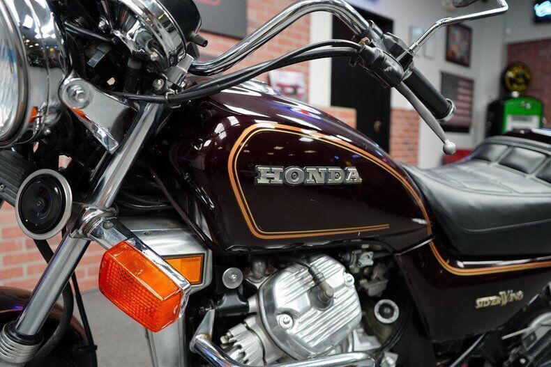 1982 Honda Silverwing - photo 12