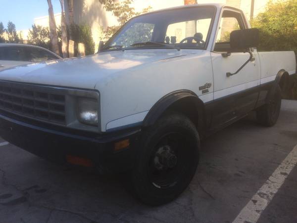 1982 isuzu pup diesel 4x4 2.2 c223 shortbed 1982 Isuzu Other dlx