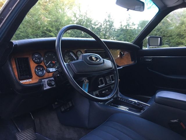 1982 Jaguar XJ6 Sedan - photo 10