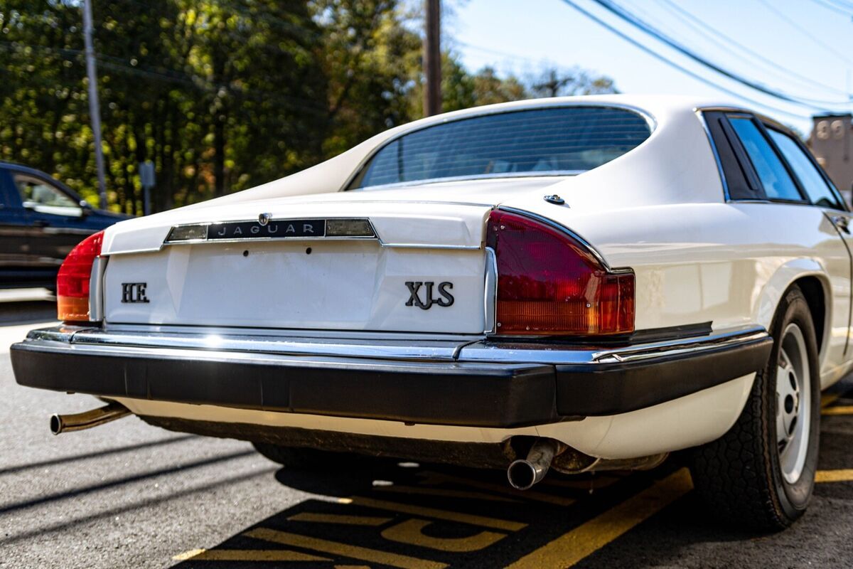 1982 Jaguar XJS HE - photo 3