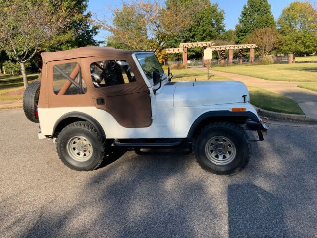 1982 Jeep CJ - photo 2