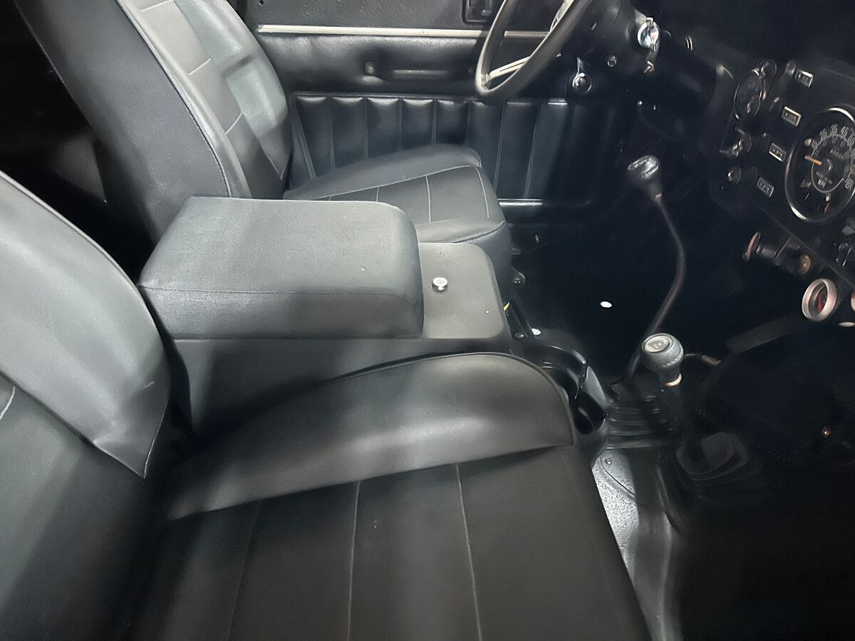 1982 Jeep Wrangler CJ - photo 11