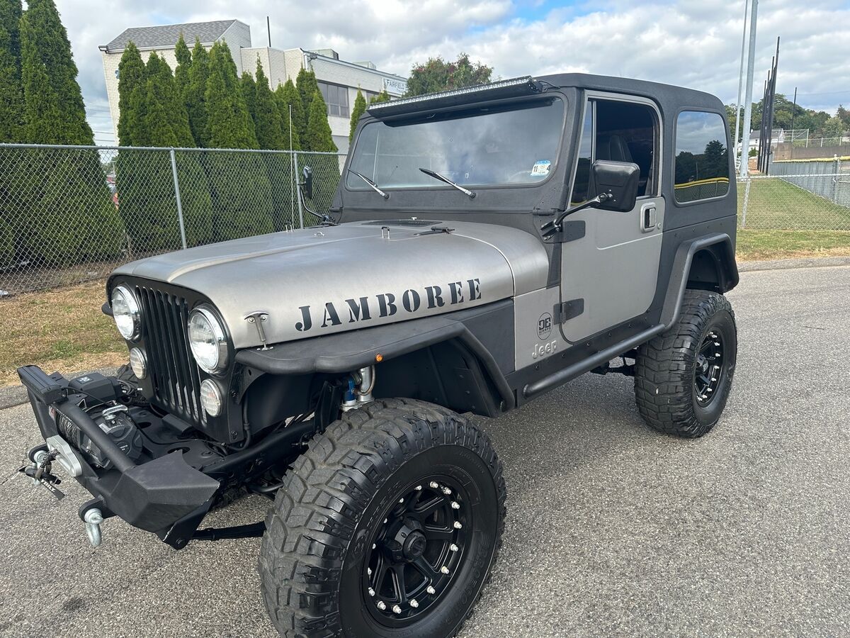1982 Jeep Wrangler CJ - photo 2