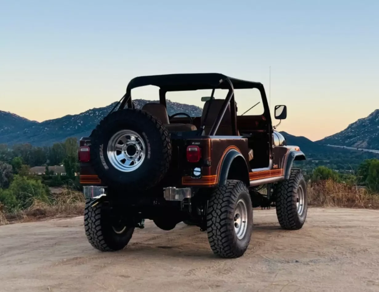 1982 Jeep CJ7 Laredo Low Miles Original paint survivor 1982 Jeep CJ