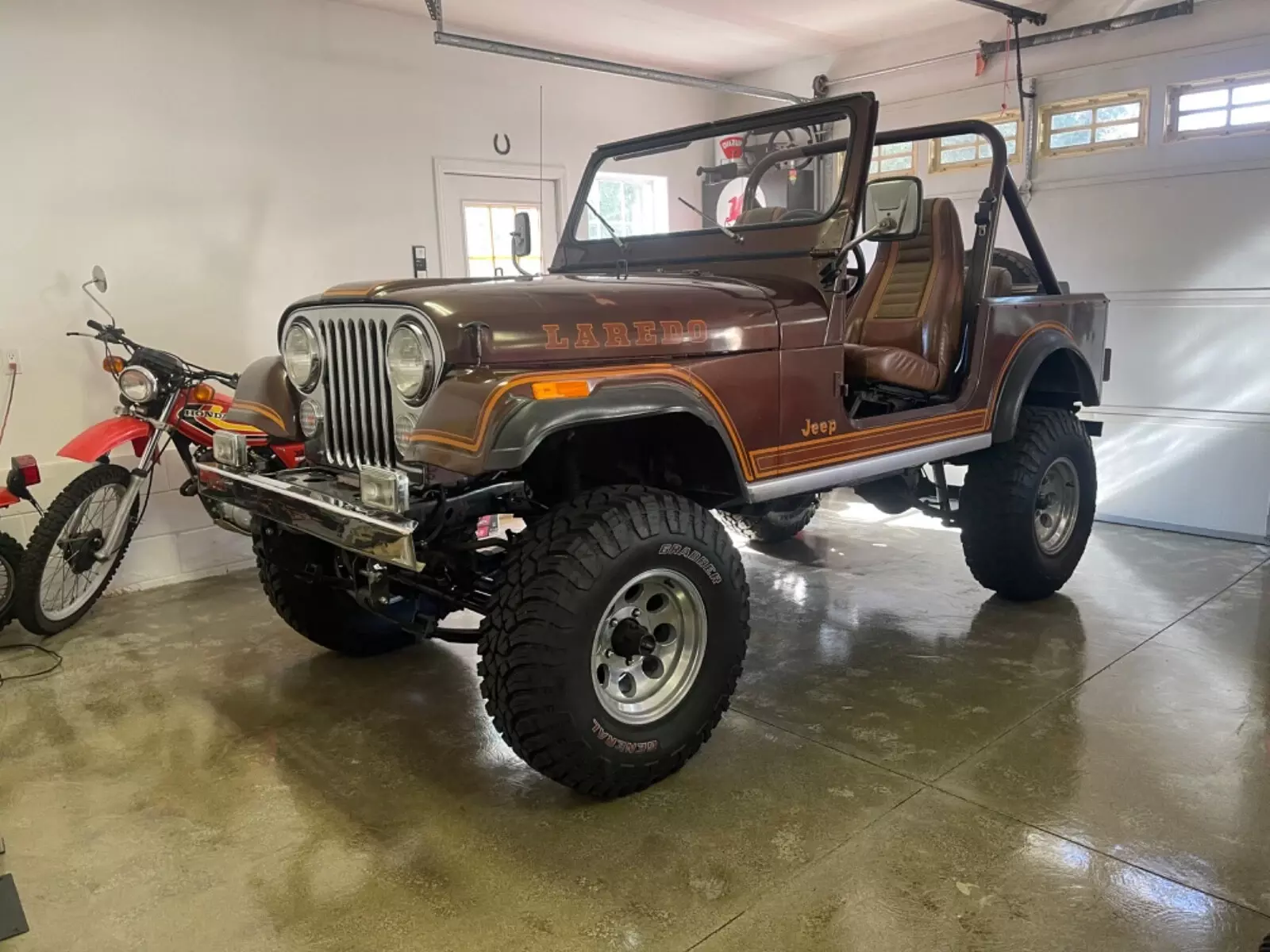 1982 Jeep CJ7 Laredo original paint survivor 1982 Jeep CJ