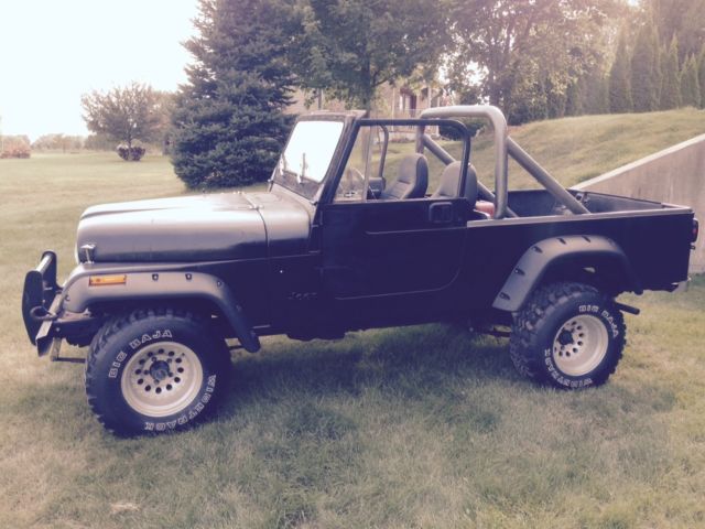 1982 Jeep CJ8 CJ-8 Scrambler Survior- Great condition and ready to restore 1982 Jeep CJ Scrambler